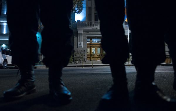 Участники протестного шествия требовали освобождения Геворга Сафаряна - Sputnik Армения