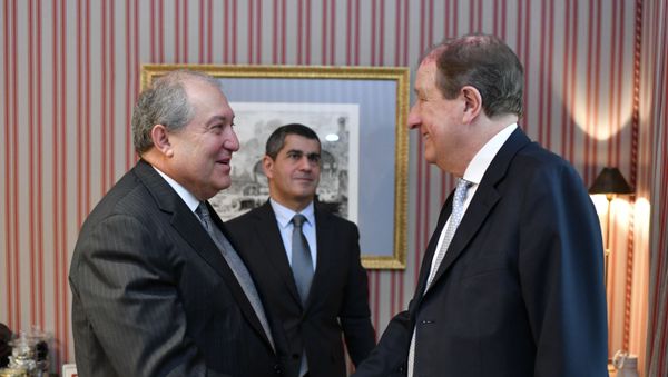 Արմեն Սարգսյանն աշխատանքային այցով Ֆրանսիայում է - Sputnik Արմենիա