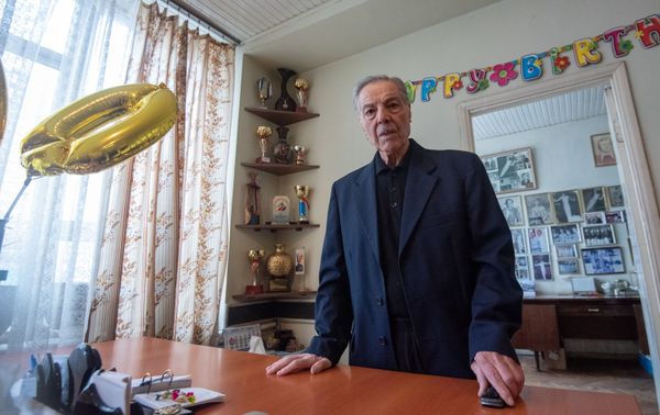 Альберт Азарян в день своего 90-летия (11 февраля 2019). Еревaн - Sputnik Армения