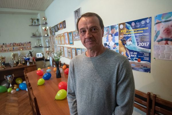 В 90 лет прыгать на батуте и не только: легенда спорта Альберт Азарян празднует юбилей - Sputnik Армения