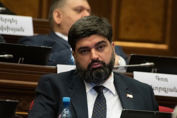 В США все бы сели, или Как в Ереване учили экспорту революции - Sputnik Армения