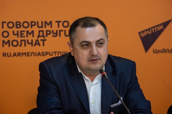 Такой шанс бывает не всегда: Шогикян и Гилоян зажгли в рамках проекта SputnikPro Такой шанс бывает не всегда: Шогикян и Гилоян зажгли в рамках проекта SputnikPro - Sputnik Армения