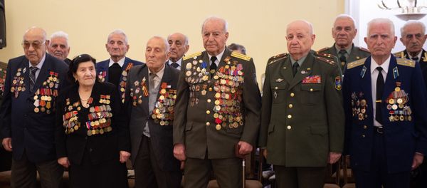 Ветераны Великой Отечественной войны во время приема в посольстве России, приуроченном к 23 февраля (21 февраля 2019). Еревaн Ветераны Великой Отечественной войны во время приема в посольстве России, приуроченном к 23 февраля (21 февраля 2019). Еревaн - Sputnik Армения