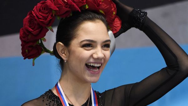 Завоевавшая золотую медаль Кубка России Евгения Медведева (22 февраля 2019). Нижний Новгород - Sputnik Армения