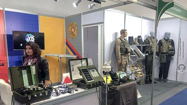 Павильон военно-промышленных предприятий Армении на выставке IDEX-2019 (17 февраля 2019). Абу-Даби - Sputnik Армения
