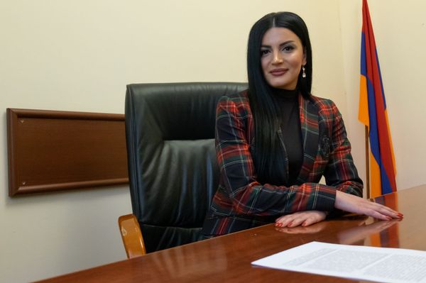 Հայ կնոջը պետք չէ թերահավատորեն վերաբերվել. դատավոր Տաթևիկ Գրիգորյանն ապացուցել է այս թեզը Հայ կնոջը պետք չէ թերահավատորեն վերաբերվել. դատավոր Տաթևիկ Գրիգորյանն ապացուցել է այս թեզը - Sputnik Արմենիա