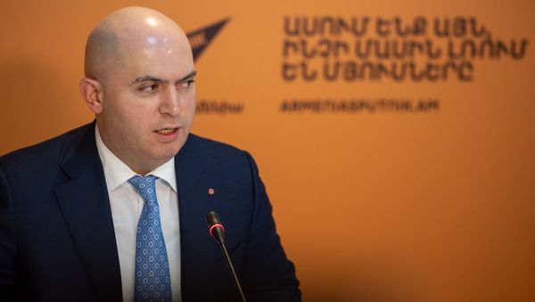 Армен Ашотян на пресс-конференции (4 марта 2019). Еревaн Армен Ашотян на пресс-конференции (4 марта 2019). Еревaн - Sputnik Армения
