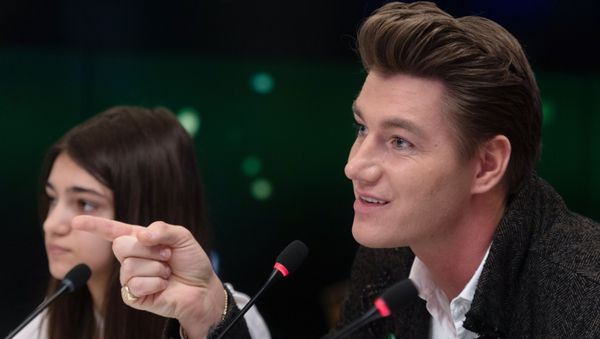 Певец Алексей Воробьев во время пресс-конференции проекта Ты супер! Суперсезон (4 марта 2019). Москвa - Sputnik Армения