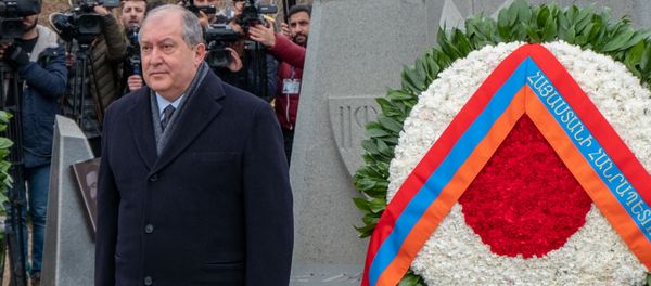 Президент Армен Саркисян посетил пантеон Ераблур (5 марта 2019). Еревaн Президент Армен Саркисян посетил пантеон Ераблур (5 марта 2019). Еревaн - Sputnik Արմենիա