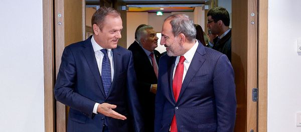 Премьер-министр Армении Никол Пашинян встретился с председателем Европейского совета Дональдом Туском (5 марта 2018). Брюссель - Sputnik Արմենիա