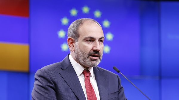 Премьер-министр Армении Никол Пашинян встретился с председателем Европейского совета Дональдом Туском (5 марта 2018). Брюссель - Sputnik Армения