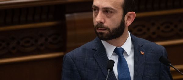 Спикер Национального собрания Арарат Мирзоян на пленарном заседании Парламента Армении (5 марта 2019). Еревaн Спикер Национального собрания Арарат Мирзоян на пленарном заседании Парламента Армении (5 марта 2019). Еревaн - Sputnik Армения