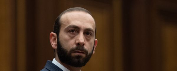 Спикер Национального собрания Арарат Мирзоян на пленарном заседании Парламента Армении (5 марта 2019). Еревaн - Sputnik Армения