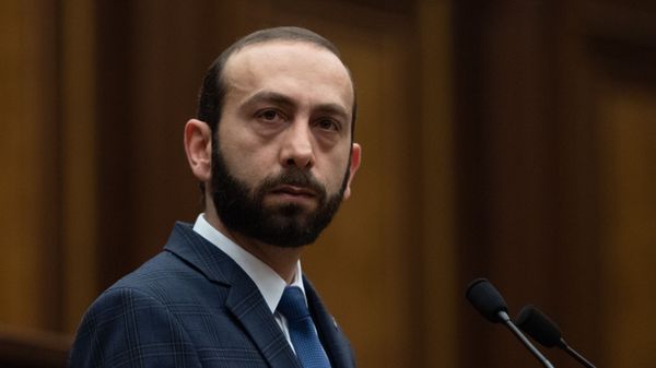 Спикер Национального собрания Арарат Мирзоян на пленарном заседании Парламента Армении (5 марта 2019). Еревaн - Sputnik Армения