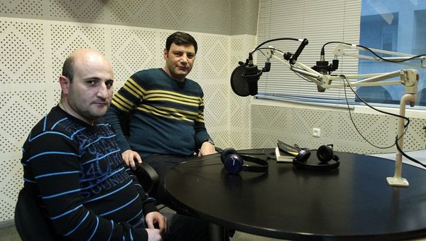 Մեխակ Ապրեսյան և Արամ Չախոյան - Sputnik Արմենիա