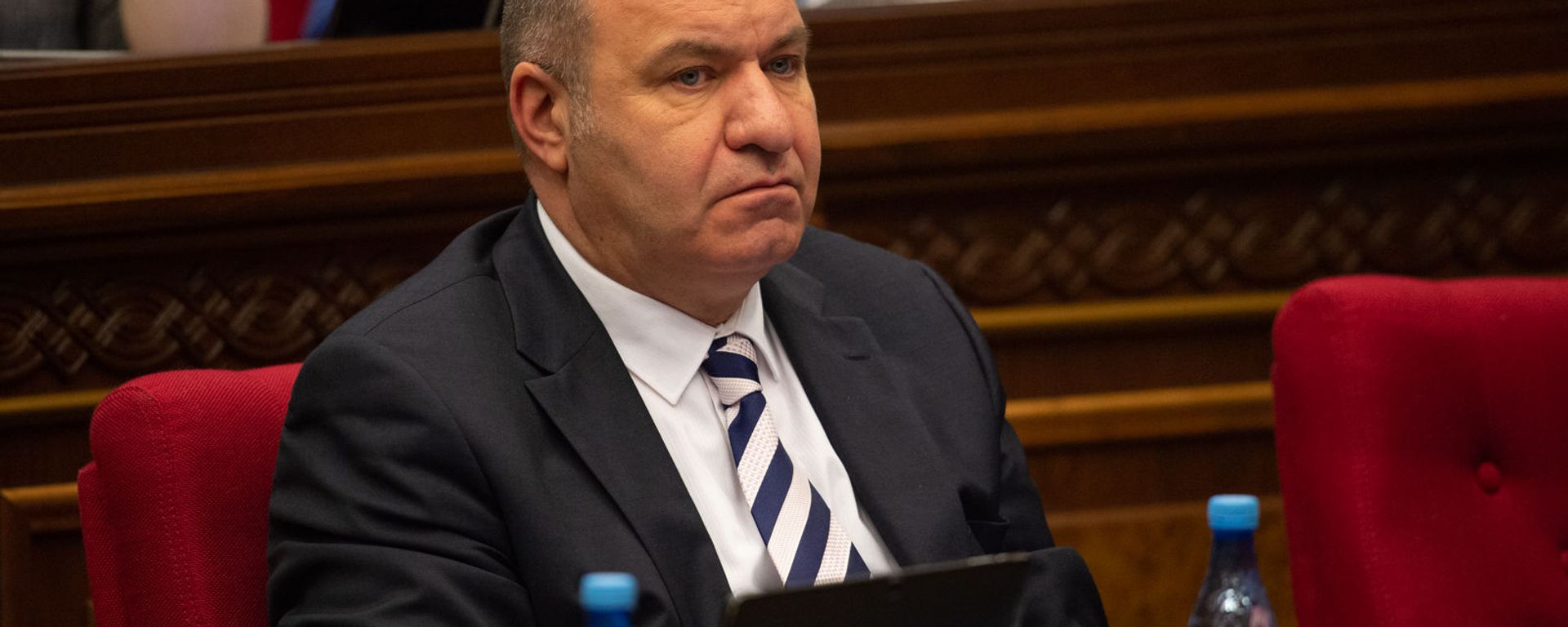 Депутат от фракции Процветающая Армения Микаел Мелкумян на пленарном заседании Парламента Армении (5 марта 2019). Еревaн - Sputnik Արմենիա, 1920, 19.04.2021