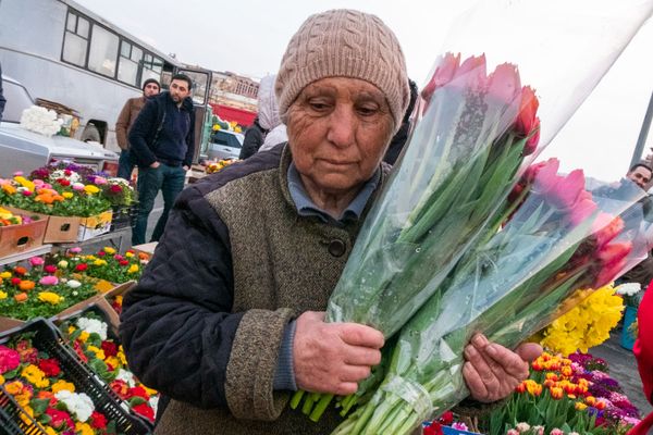 Скрытые миллионеры и демпинг: чем живет цветочный рынок Армении - Sputnik Армения