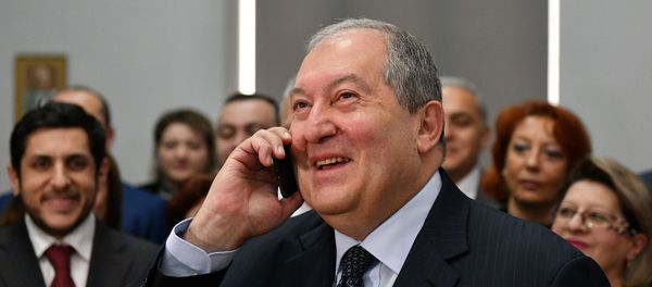 Президент Армен Саркисян посетил открытие аудитории имени Гоар и Геворга Вартанянов в Гос.университете языков и соц.наук имени В.Брюсова (7 марта 2019). Еревaн - Sputnik Армения