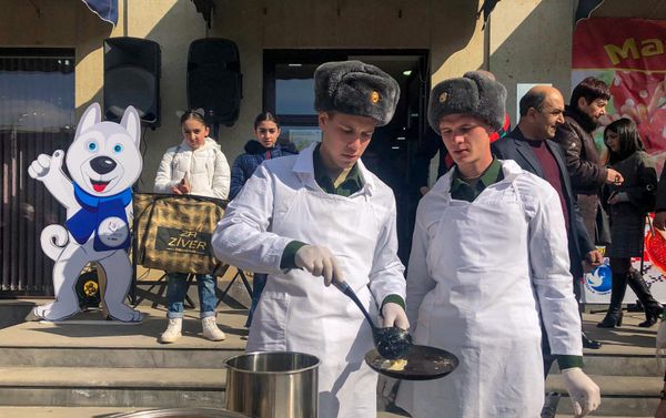 В Гюмри отметили Масленицу В Гюмри отметили Масленицу - Sputnik Армения