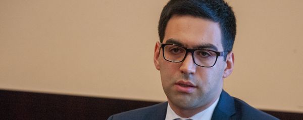 Пресс-конференция замначальника Комитета госдоходов Армении Рустама Бадасяна (11 марта 2019). Еревaн Пресс-конференция замначальника Комитета госдоходов Армении Рустама Бадасяна (11 марта 2019). Еревaн - Sputnik Արմենիա