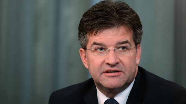 Министр иностранных дел Словакии Мирослав Лайчак на пресс-конференции по итогам встречи с главой МИД РФ Сeргеем Лaвровым (19 мая 2014). Москвa - Sputnik Армения
