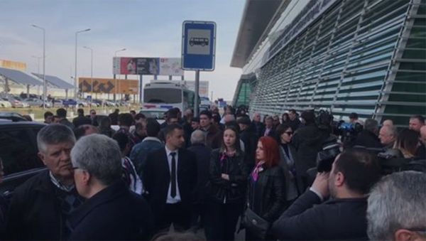 Акция протеста Georgian Airlines - Sputnik Армения