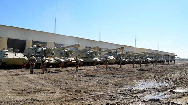 Крупномасштабные учения азербайджанской армии Крупномасштабные учения азербайджанской армии - Sputnik Արմենիա
