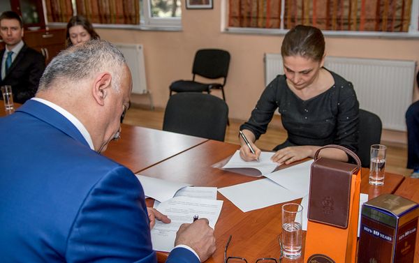 Подписание меморандума о сотрудничестве между армянскими и грузинскими кулинарами (19 февраля 2019). Тбилиси - Sputnik Армения