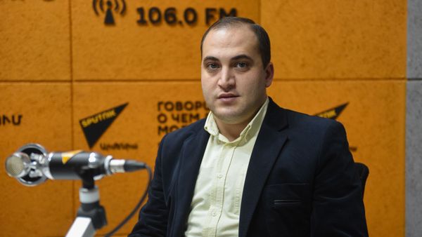 Нарек Самсонян - Sputnik Արմենիա