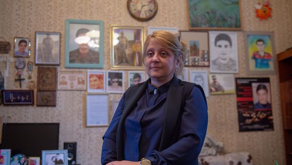 Мать Адама Саакяна Гаяне Антонян-Саакян - Sputnik Արմենիա