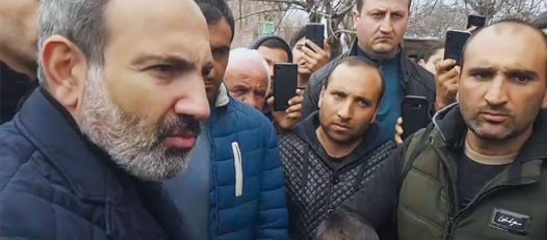 Премьер-министр Армении Никол Пашинян на встрече с жителями сел Араратской области (16 марта 2019). Армения Премьер-министр Армении Никол Пашинян на встрече с жителями сел Араратской области (16 марта 2019). Армения - Sputnik Армения, 1920, 28.03.2021