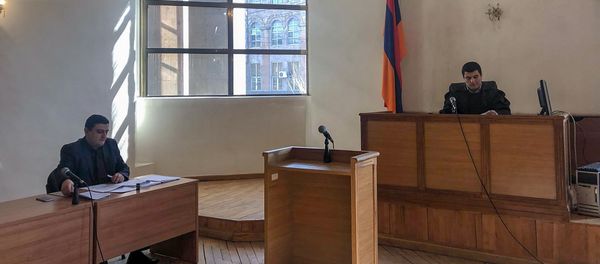 Суд общей юрисдикции Ширакской области отказал в выдаче обвиняемого в убийстве женщины военнослужащего (19 марта 2019). Гюмри - Sputnik Армения