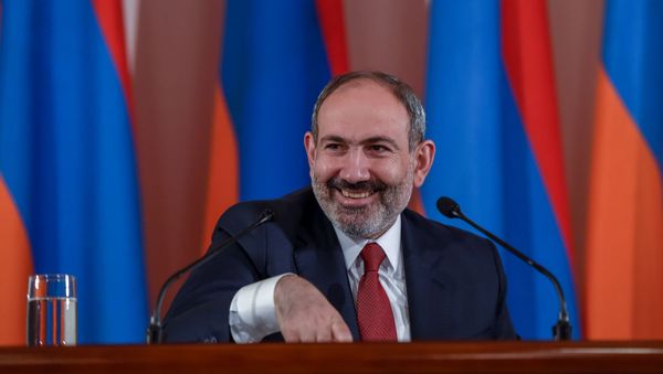 Пресс-конференция премьер-министра Никола Пашиняна (19 марта 2019). Еревaн Пресс-конференция премьер-министра Никола Пашиняна (19 марта 2019). Еревaн - Sputnik Армения