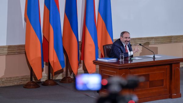 Пресс-конференция премьер-министра Никола Пашиняна (19 марта 2019). Еревaн - Sputnik Армения