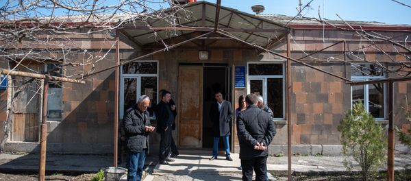 Здание администрации села Зартонк - Sputnik Արմենիա