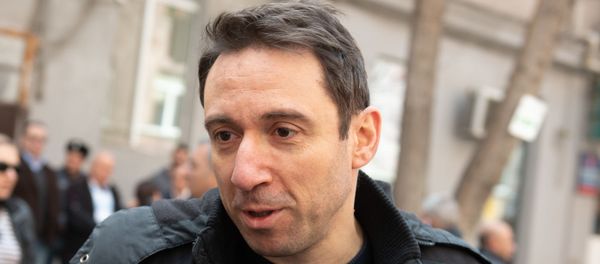 Мэр Еревана Айк Марутян на субботнике (23 марта 2019) Ереван Мэр Еревана Айк Марутян на субботнике (23 марта 2019) Ереван - Sputnik Армения