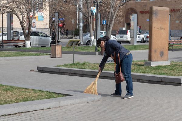 Общегосударственный субботник в Ереване (23 марта 2019) Общегосударственный субботник в Ереване (23 марта 2019) - Sputnik Армения