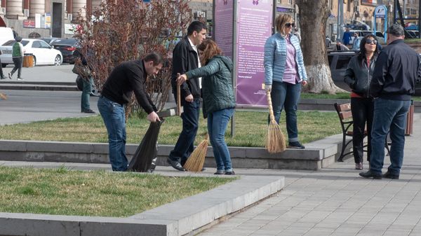 Շաբաթօրյակ Երևանում  - Sputnik Արմենիա
