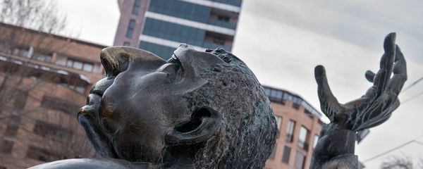 Памятник Арно Бабаджаняну - Sputnik Արմենիա