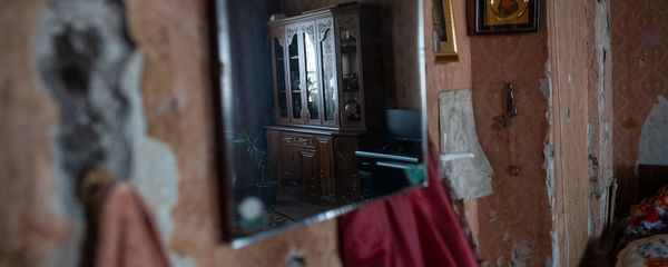 Аварийное здание в селе Ленуги, Армавир - Sputnik Արմենիա