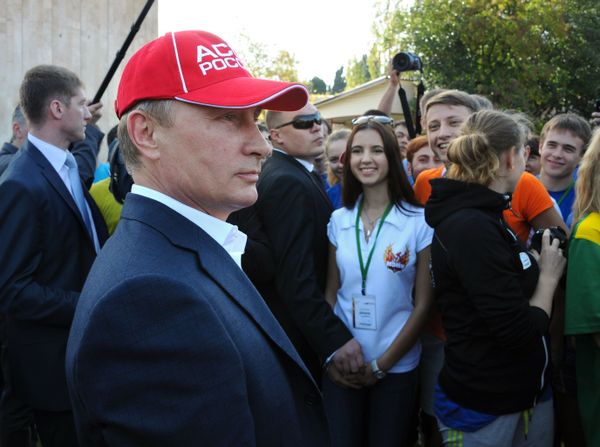 Президент России Владимир Путин в Южном федеральном центре спортивной подготовки (23 октября 2014). Пенза - Sputnik Армения