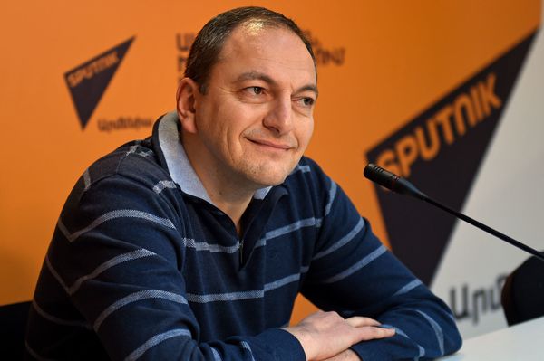 Кальянщикам не верю: запрет на курение в Армении не навредит бизнесу — эксперт - Sputnik Армения