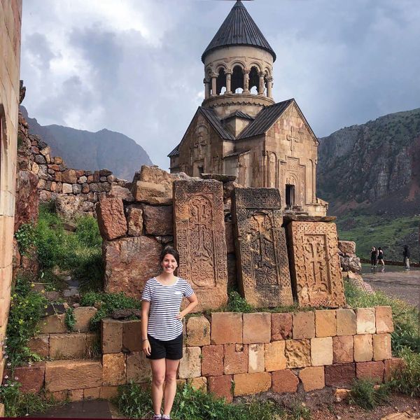 «Հայաստանի մէջ «անծանօթ» հասկացութիւնը չկայ. ինչո՞վ  մեր երկիրը գրաւած է ամերիկացիին - Sputnik Արմենիա