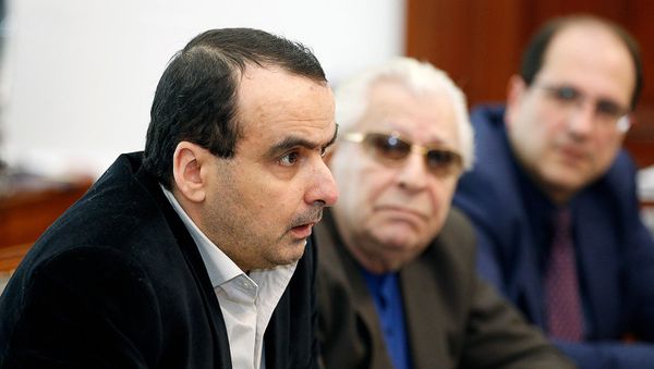 Ведущий дирижер Национального академического театра оперы и балета им. Спендиаряна Арутюн Арзуманян на встрече с премьер-министром Никoлом Пaшиняном (1 апреля 2019). Еревaн - Sputnik Արմենիա
