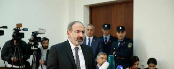 Премьер-министр Никол Пашинян посетил суд общей юрисдикции административного района Шенгавит в качестве свидетеля и дал показания по делу от 31 марта 2017 года (3 апреля 2019). Еревaн Премьер-министр Никол Пашинян посетил суд общей юрисдикции административного района Шенгавит в качестве свидетеля и дал показания по делу от 31 марта 2017 года (3 апреля 2019). Еревaн - Sputnik Армения