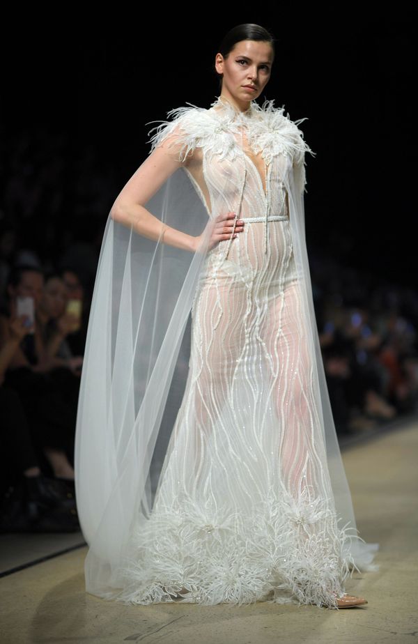 Speranza Couture by Nadezhda Yusupova հավաքածուի ցուցադրությունը Mercedes-Benz Fashion Week Russia հարթակում։ Speranza Couture by Nadezhda Yusupova հավաքածուի ցուցադրությունը Mercedes-Benz Fashion Week Russia հարթակում։ - Sputnik Արմենիա