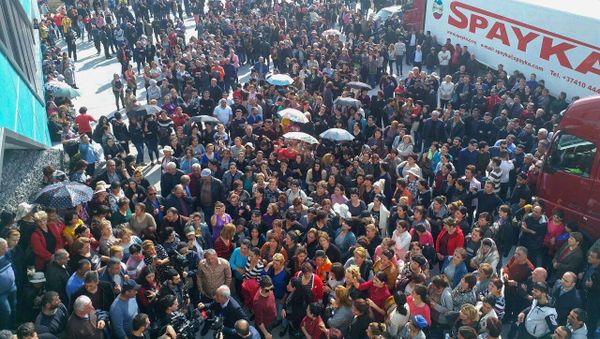 Акция протетста сотрудников компании Спайка (5 апреля 2019). Еревaн Акция протетста сотрудников компании Спайка (5 апреля 2019). Еревaн - Sputnik Армения