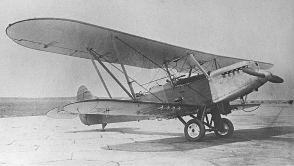 Советский многоцелевой одномоторный самолет-разведчик Р-5 (1930-ые годы). Советский многоцелевой одномоторный самолет-разведчик Р-5 (1930-ые годы). - Sputnik Армения