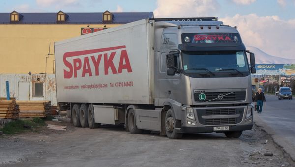 Грузовой автомобиль компании Spayka - Sputnik Армения