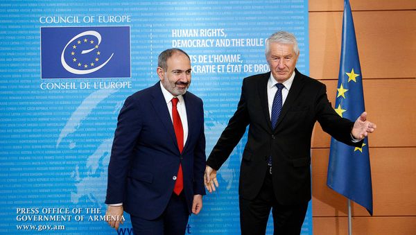Встреча премьер-министра Армении Никола Пашиняна с генеральным секретарем Совета Европы Турбьерном Ягландом (11 апреля 2019). Страстбург - Sputnik Արմենիա